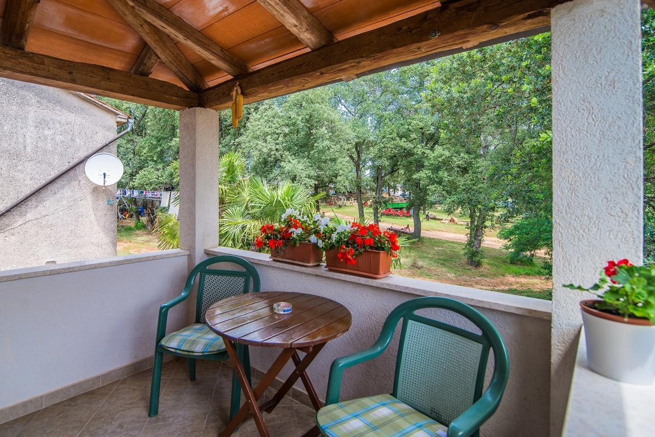 Apartment Nilda Valdi Sabadin Kültér fotó