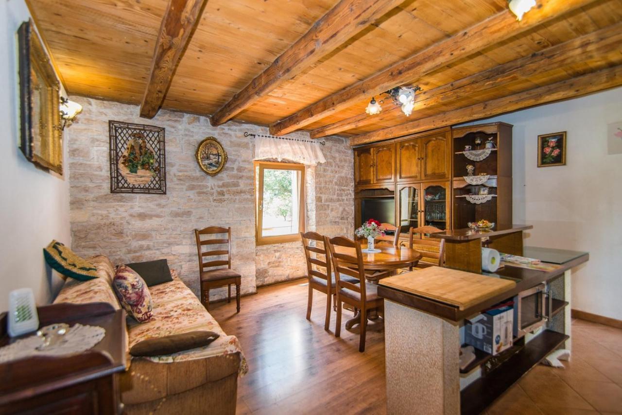 Apartment Nilda Valdi Sabadin Kültér fotó