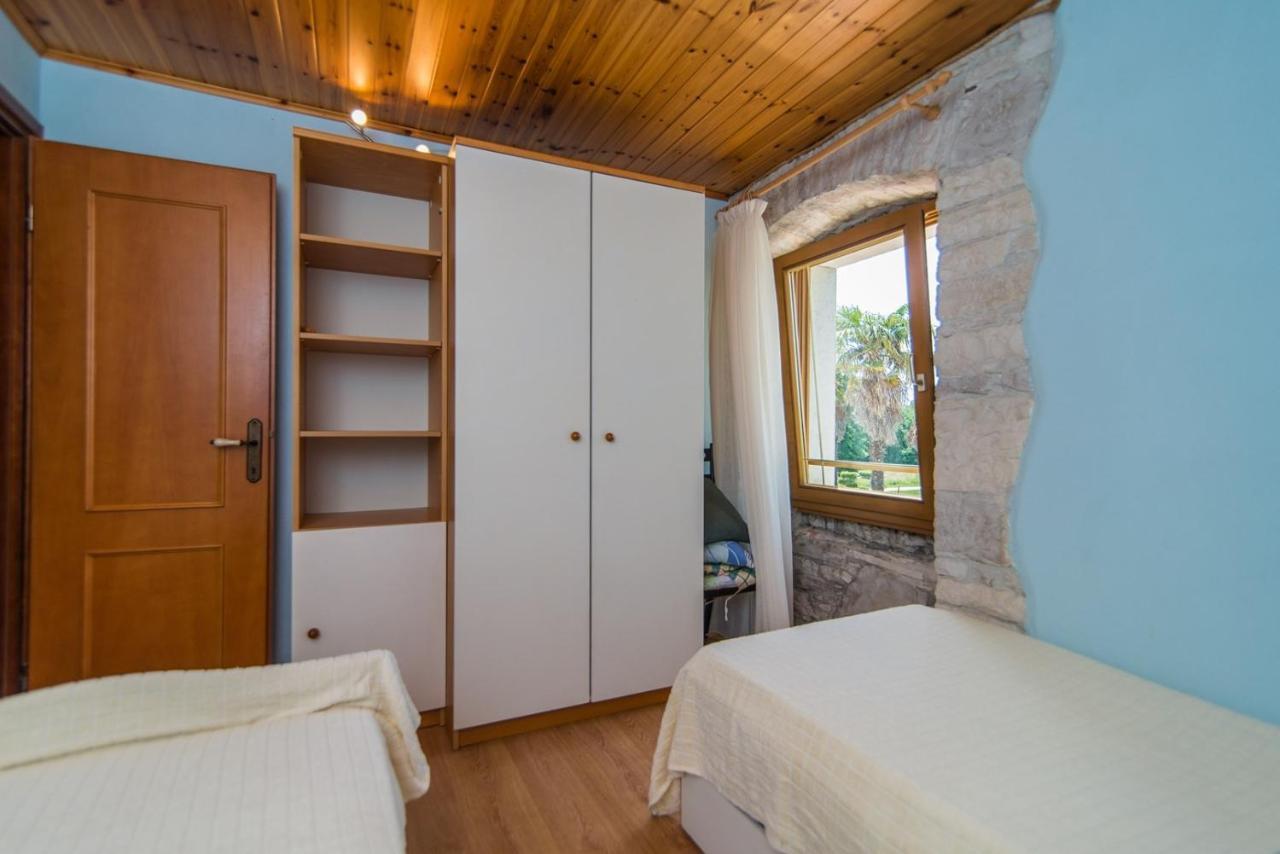 Apartment Nilda Valdi Sabadin Kültér fotó