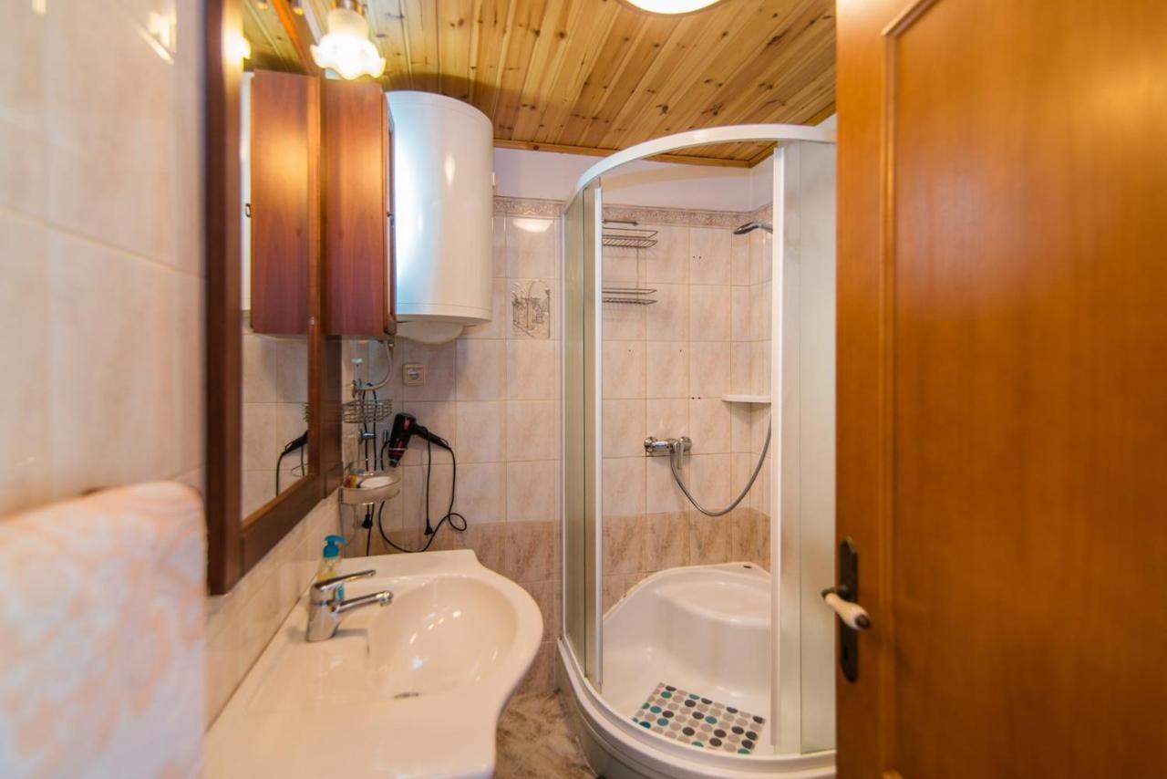 Apartment Nilda Valdi Sabadin Kültér fotó